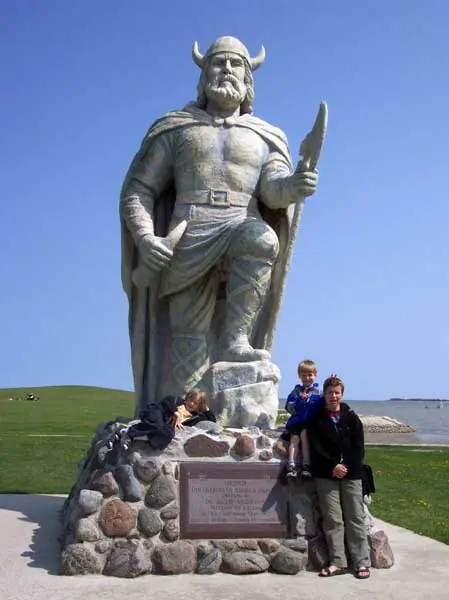 gimli manitoba viking