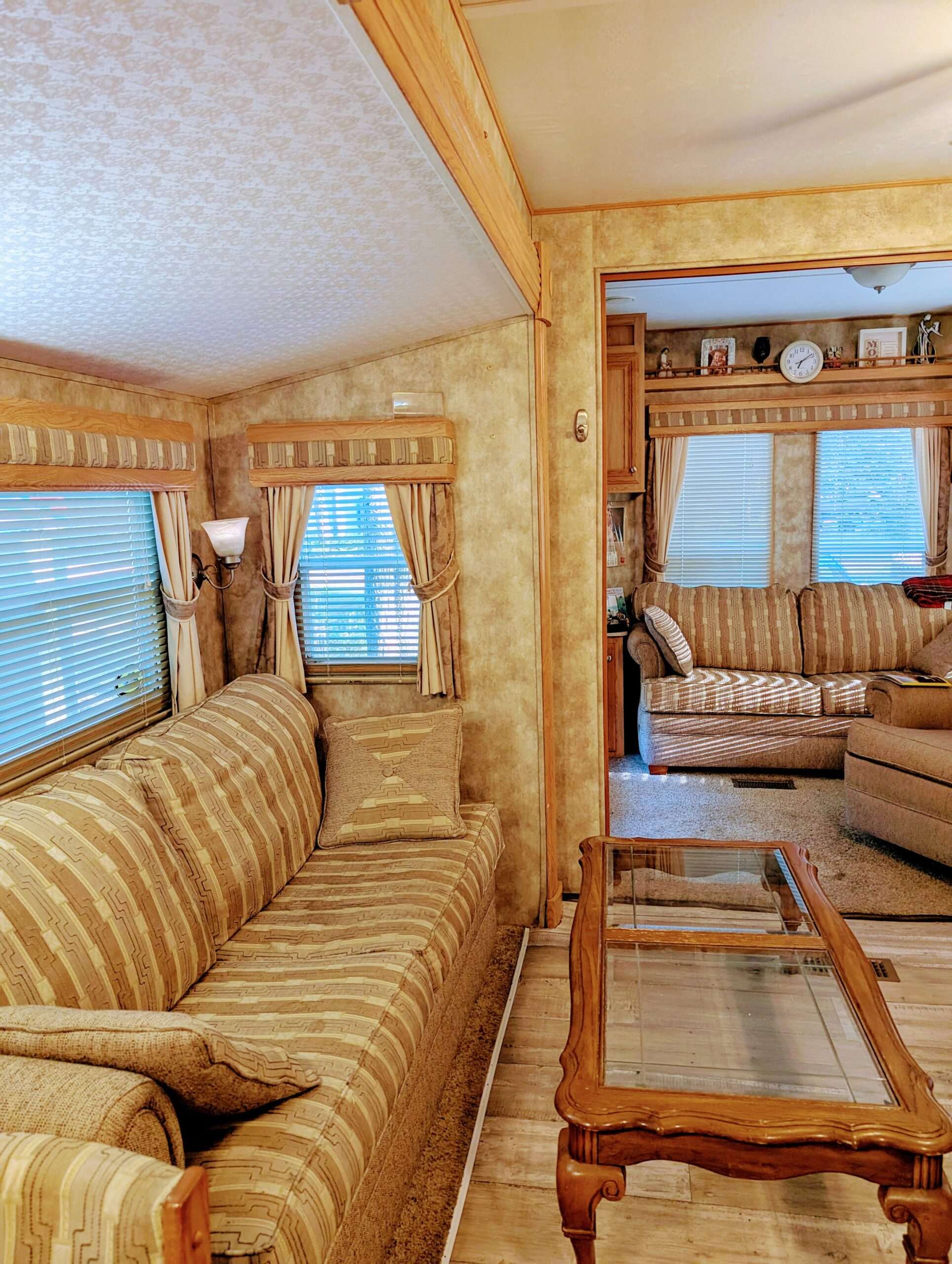 2008 Breckenridge Park Model RV (44 feet)