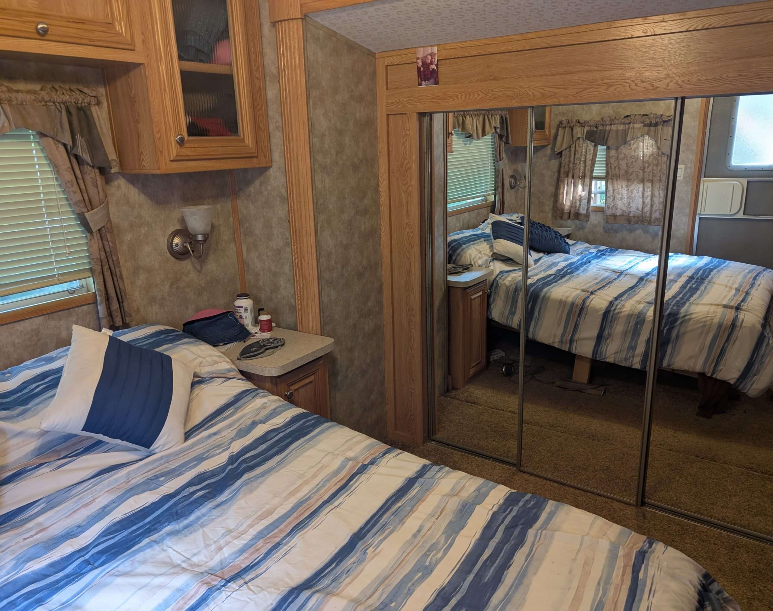 2008 Breckenridge Park Model RV (44 feet)